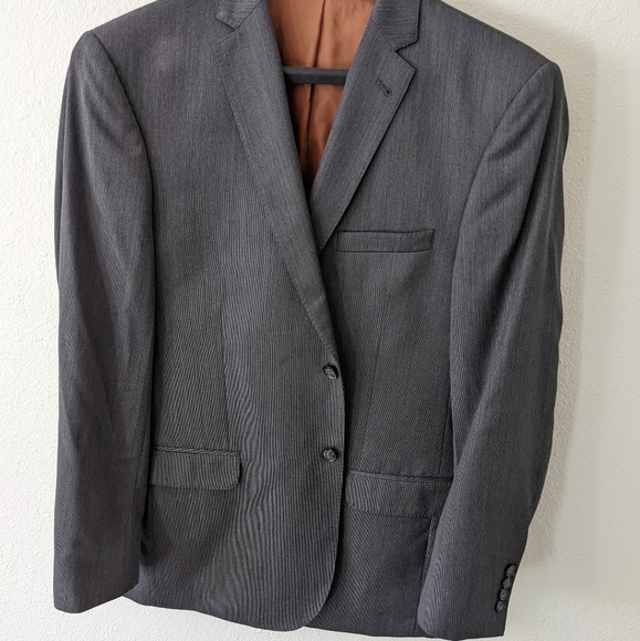 Jos. A. Bank Full Suit - Picture 2 of 14